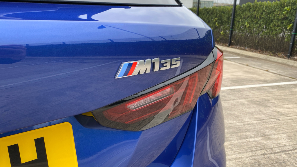 BMW M1 Xdrive Grey #37