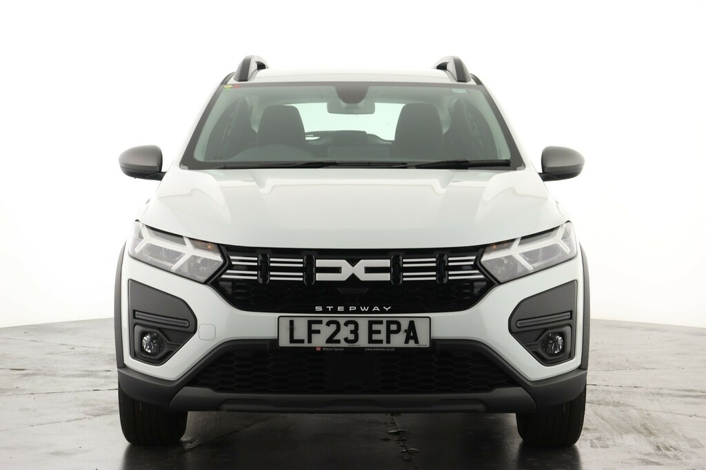 Dacia Sandero Stepway 1.0 Tce Expression Cvt LF23EPA White #4