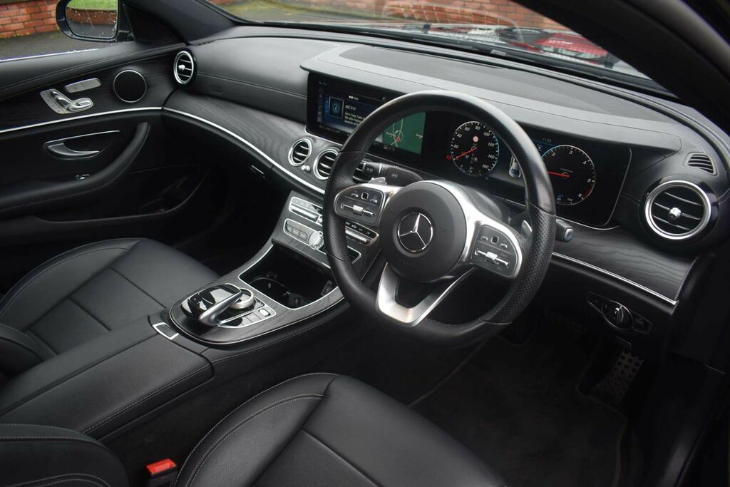 Mercedes-Benz E Class Saloon WF20ZPR Black #2