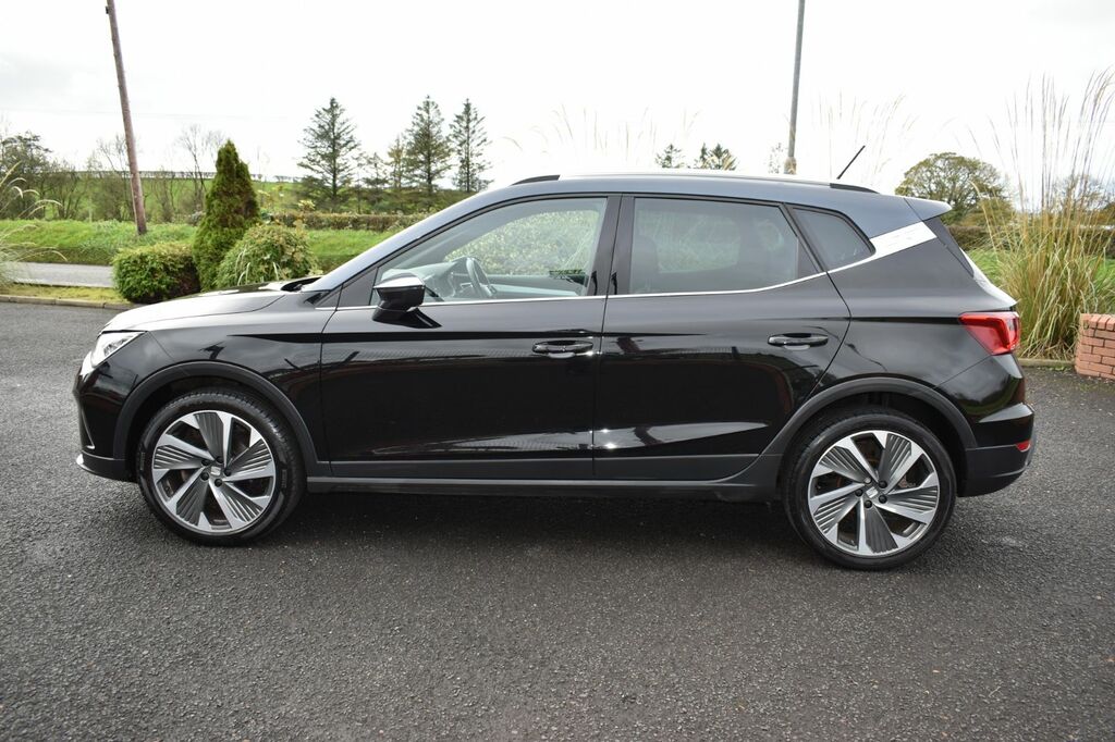 Seat Arona Suv TRZ8269 Black #4