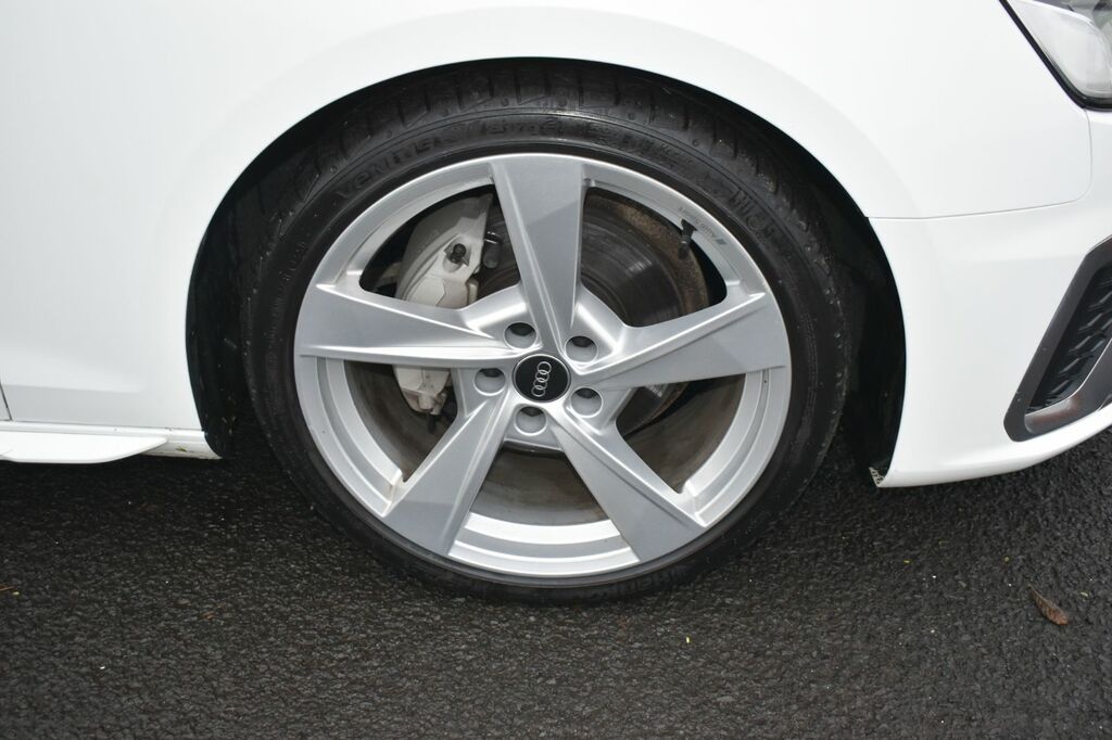 Audi A4 Saloon YD72DBO White #4