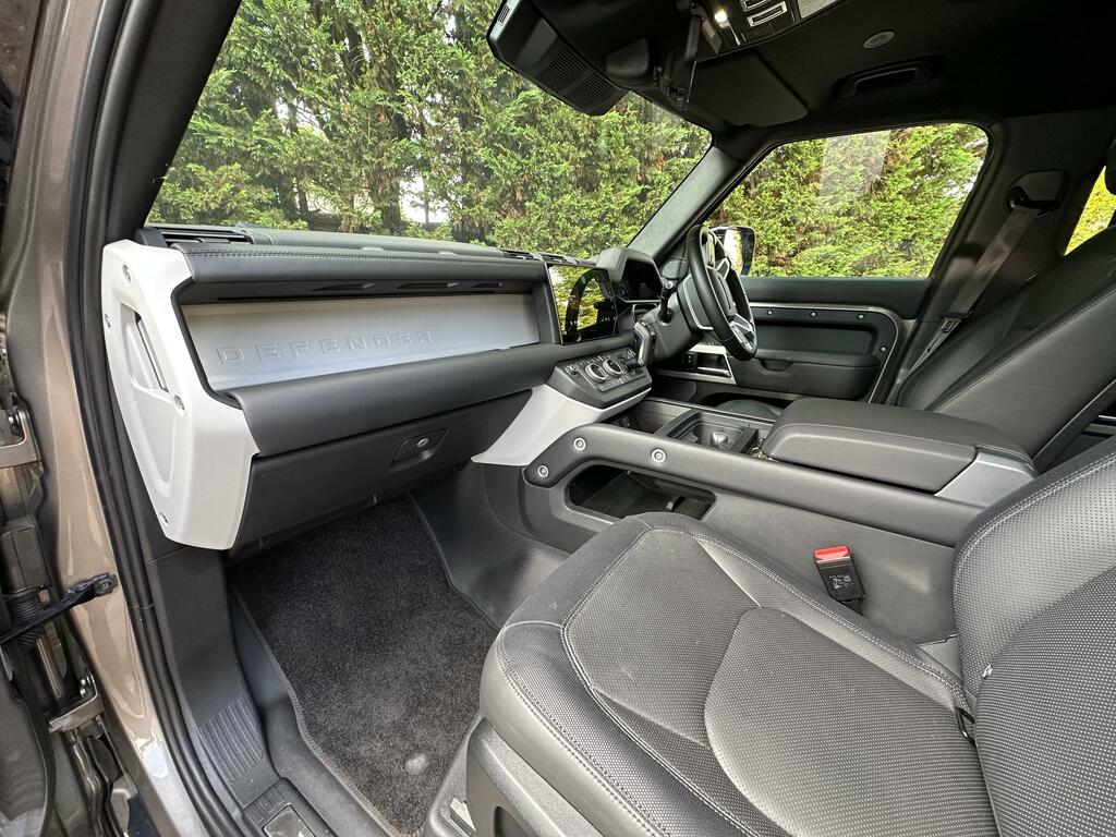Land Rover Defender 110 3.0 D300 Mhev X-dynamic Hse Suv 4W