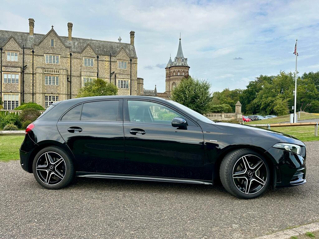 Mercedes-Benz A Class 1.3 A200 Amg Line Edition Executive Hatchback LD71GJU #4