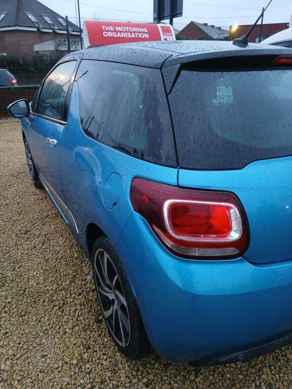 Citroen DS3 1.2 Puretech Dstyle Plus - 2015 64 EJ64ZWM Blue #6
