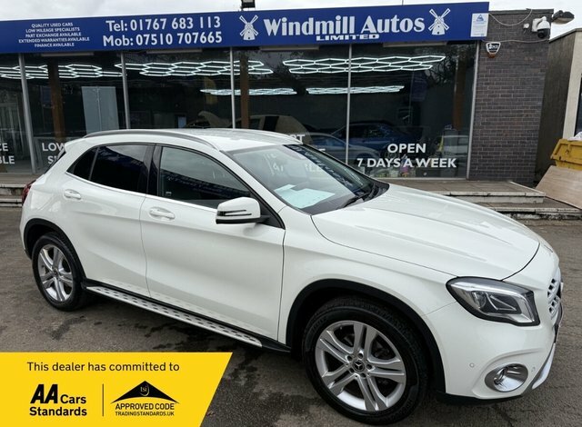 Mercedes-Benz GLA Class Gla200d Sport Premium Suv White