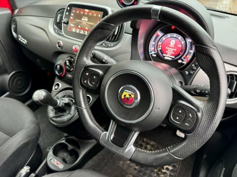 Abarth 595 1.4 T-jet Trofeo Red