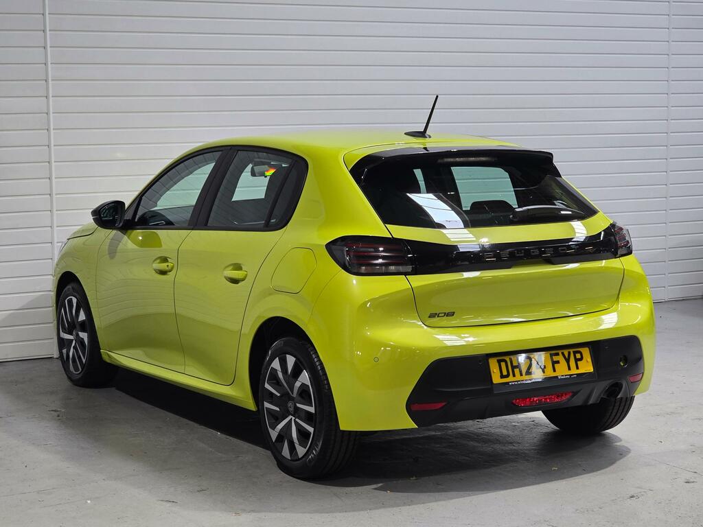 Peugeot 208 1.2 Puretech Active Hatchback Eu DH24FYP Yellow #4