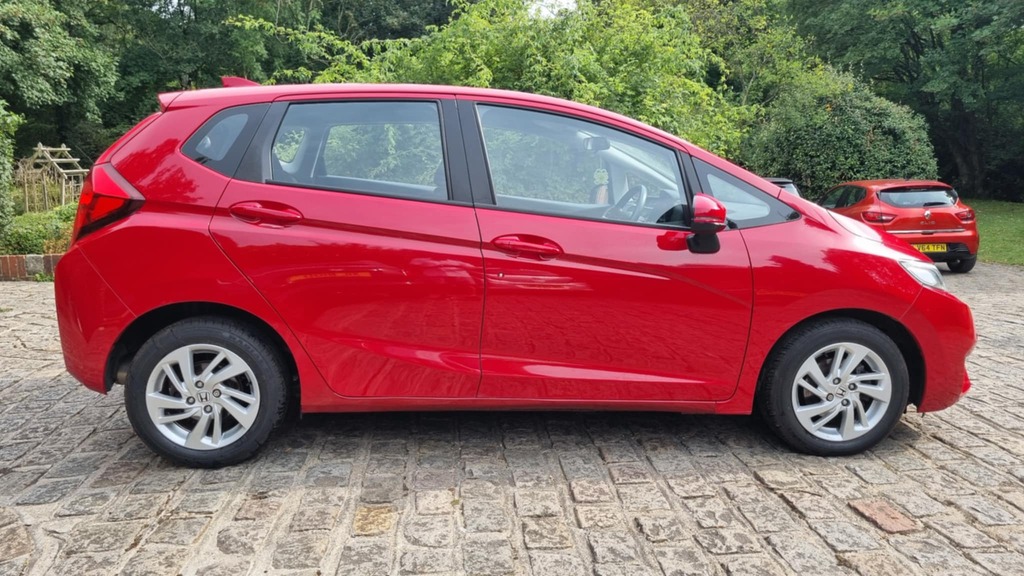 Honda Jazz Automatic HG16FMV Red #2