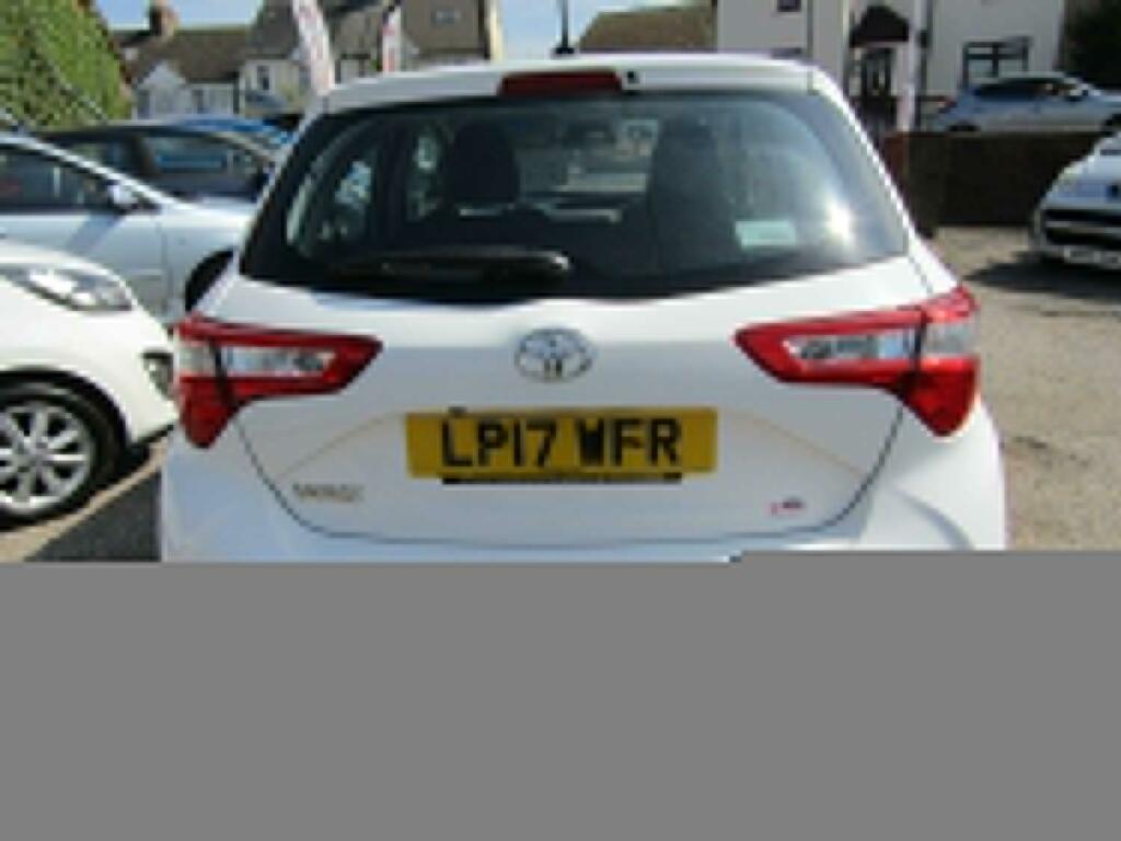 Toyota Yaris 1.0 Vvt-i Icon Tech 2 Former Keepers Only 46 000 M White #5