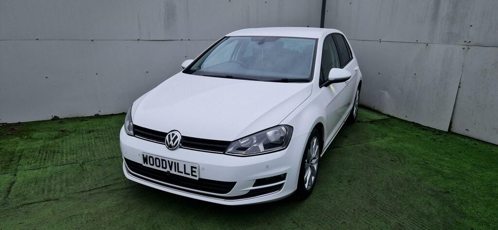 Volkswagen Golf Gt Tsi Act Bluemotion Technology White