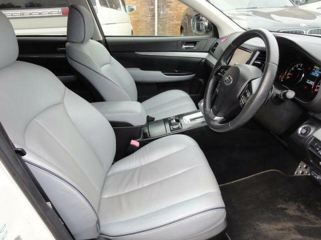 Subaru Legacy 2.0 Gt B Spec Dit 4Wd Sti Styling White #3