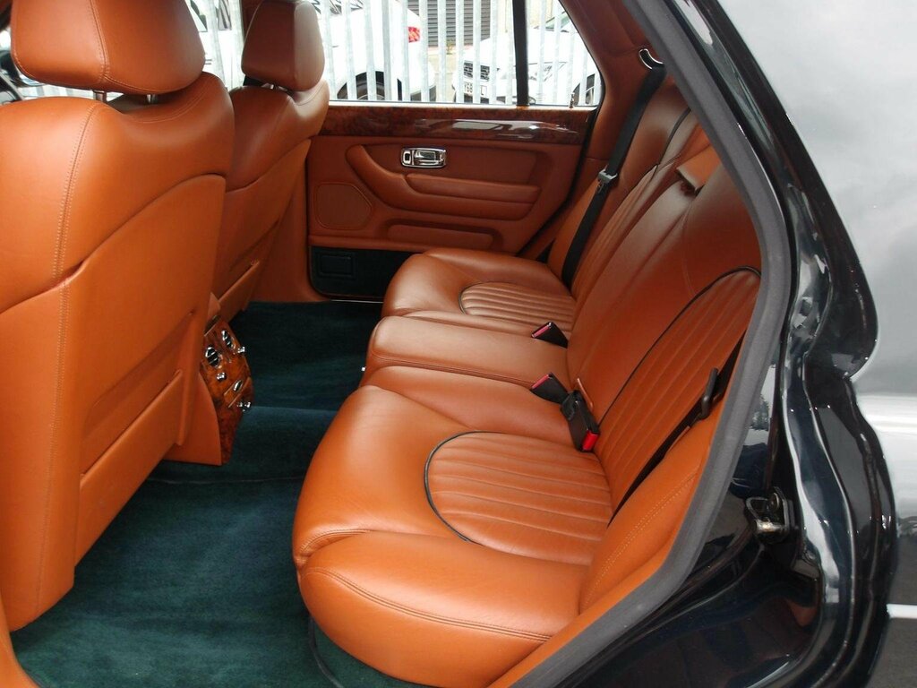 Bentley Arnage V8 #12