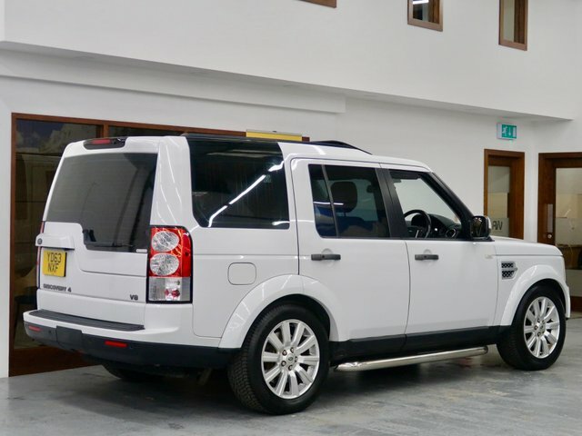 Land Rover Discovery 4 V8 Mpv YD63NXF White #5