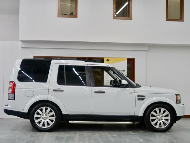 Land Rover Discovery 4 V8 Mpv YD63NXF White #4