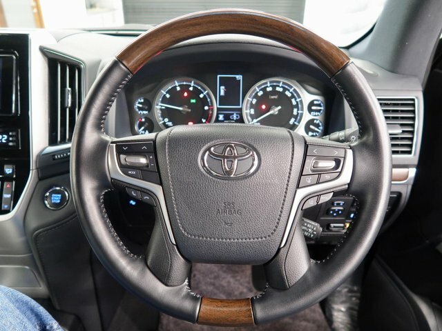 Toyota Land Cruiser V8 V8 4.6 Zx V8 Black #41