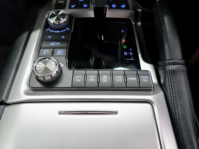 Toyota Land Cruiser V8 V8 4.6 Zx V8 Black #48