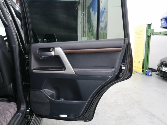 Toyota Land Cruiser V8 V8 4.6 Zx V8 Black #29
