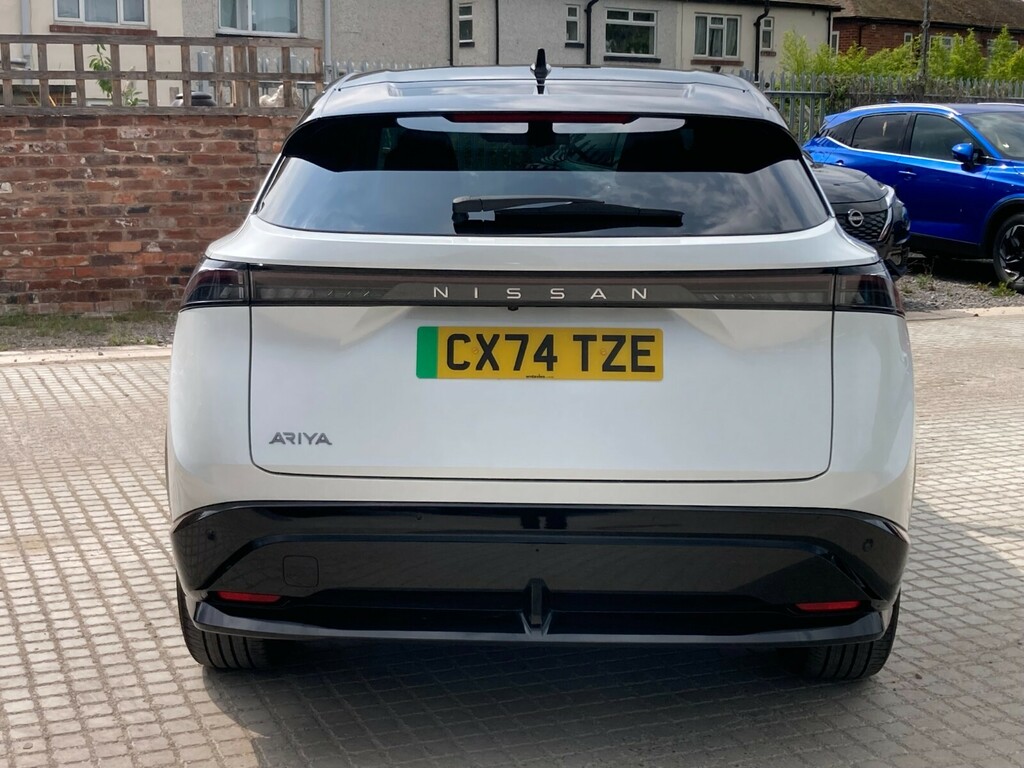 Nissan Ariya Evolve 178Kw 87Kwh 22Kwch CX74TZE Black #6