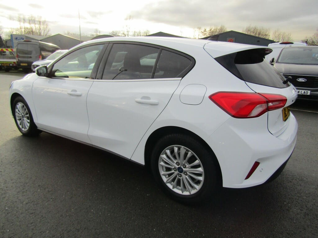 Ford Focus 1.0T Ecoboost 125 Titanium Navigation BL71WGG White #5