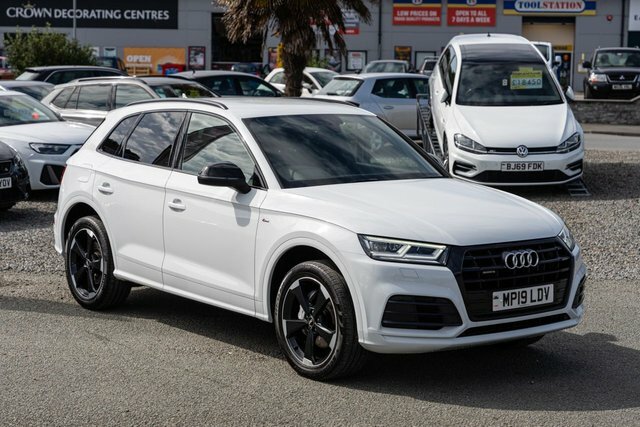 Audi Q5 2.0 Tdi 40 Black Edition Suv S Tronic Q White