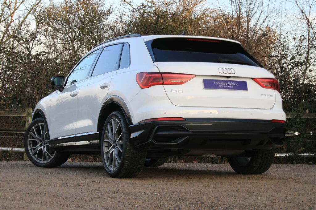 Audi Q3 1.5 Tfsi Cod 35 Vorsprung S Tronic Euro 6 Ss FL19ZWD White #3