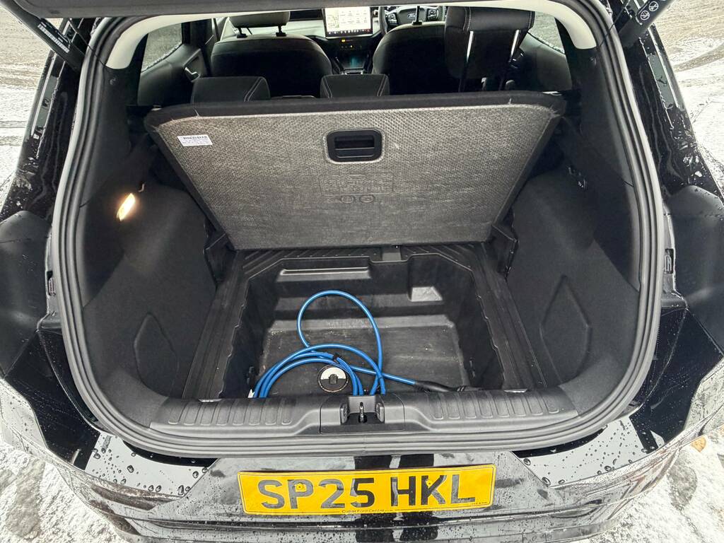 Ford Puma Premium 43 Kwh Standard Range 1 Speed SP25HKL Black #5