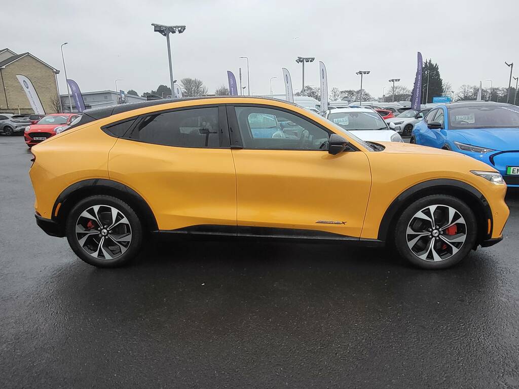 Ford Mustang Mach-E Mach-e Extended Range 91Kwh Premium Suv Electr ST74BPZ Orange #6