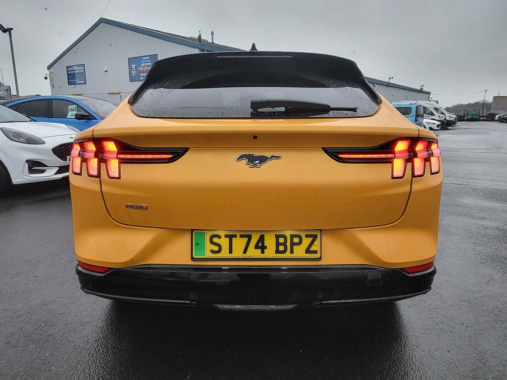 Ford Mustang Mach-E Mach-e Extended Range 91Kwh Premium Suv Electr ST74BPZ Orange #4