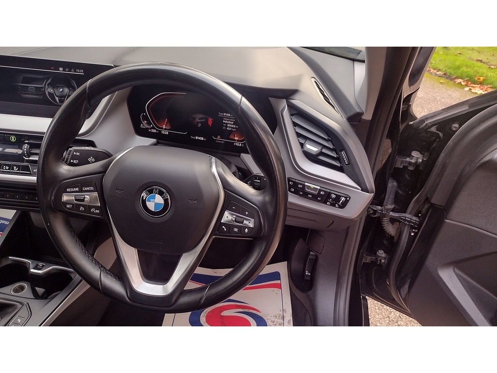 BMW 1 Series 116D Se AP21OCL Black #6