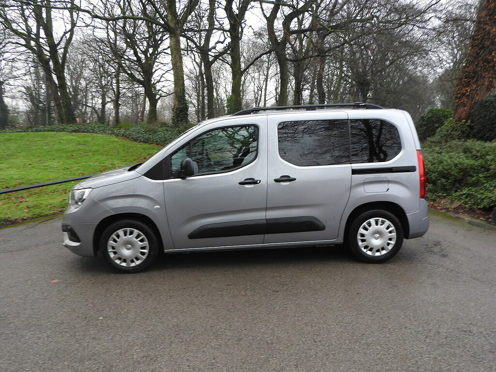 Vauxhall Combo Life Turbo Design SK19NBE Grey #4
