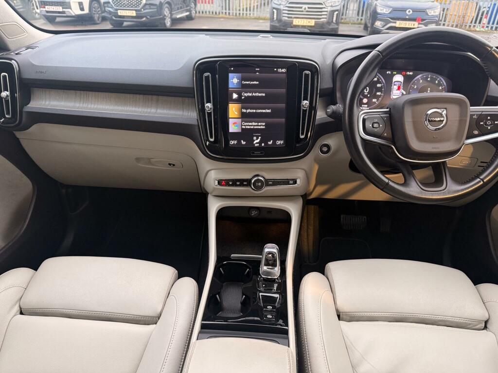 Volvo XC40 2.0 T4 Inscription Pro Euro 6 Ss LM20HLN Blue #4