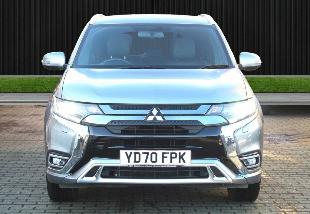 Mitsubishi Outlander 2.4L Exceed YD70FPK Grey #2