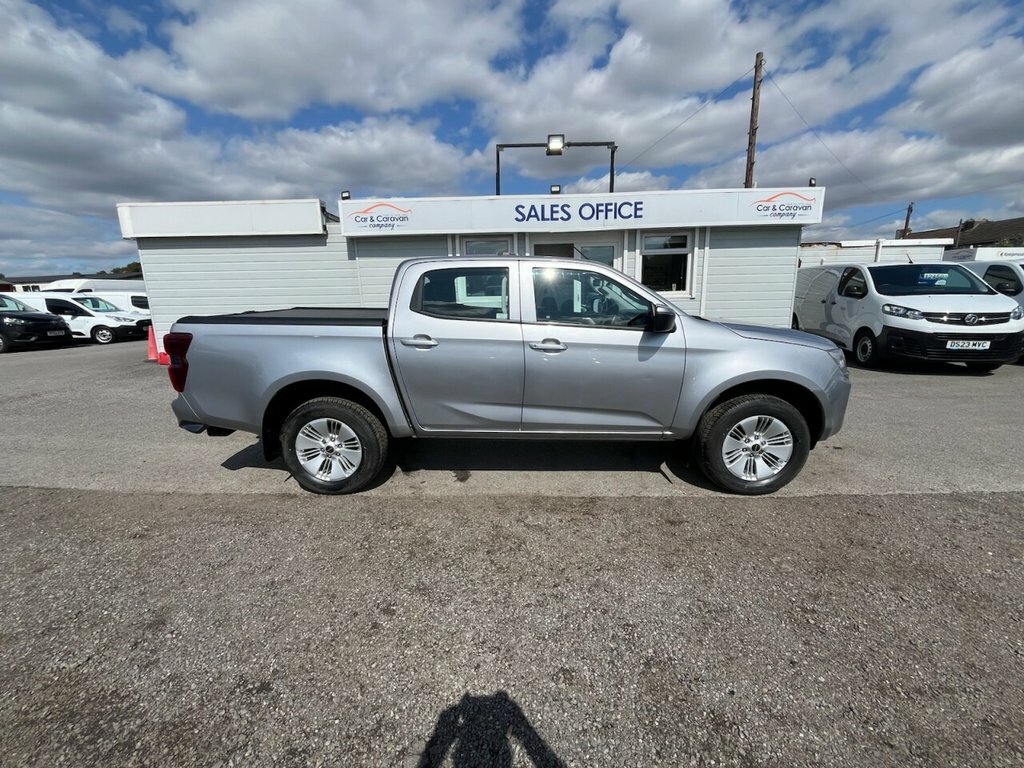Isuzu D-Max 1.9L Dl20 YX71ZPO Silver #3