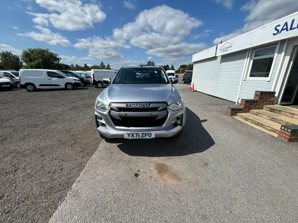 Isuzu D-Max 1.9L Dl20 YX71ZPO Silver