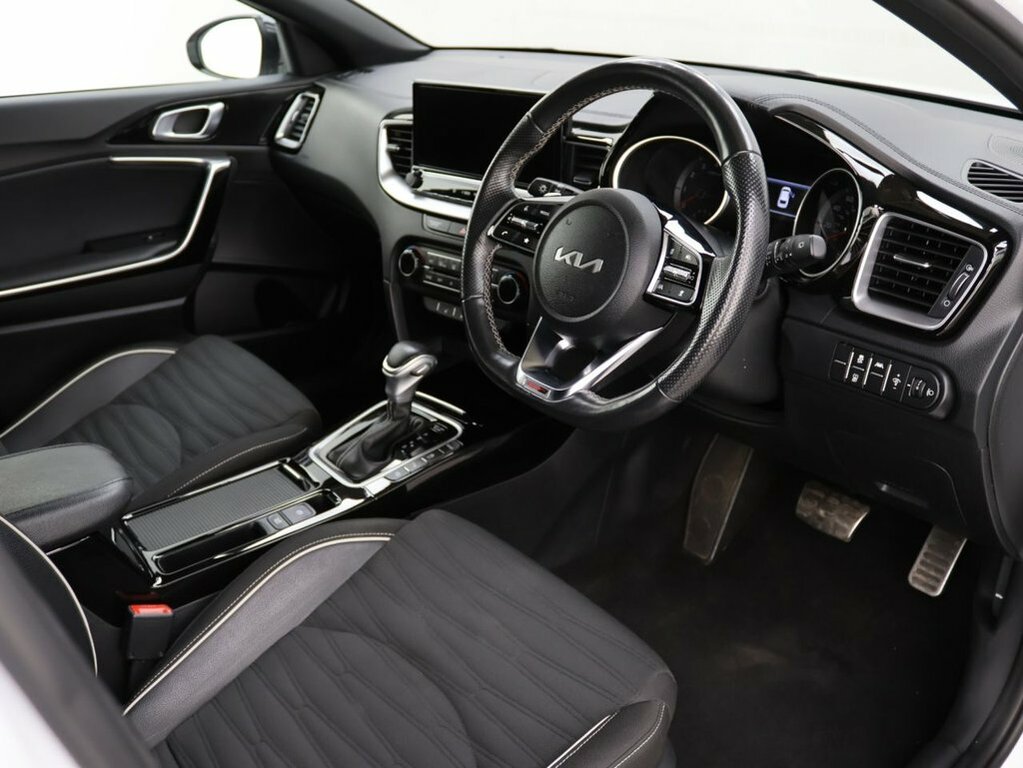 Kia Proceed 1.5L Gt-line White
