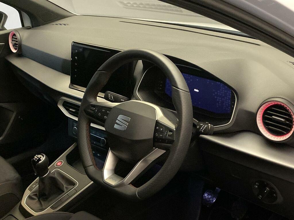 Seat Ibiza 1.0 Tsi 115 Anniversary Limited Edition Nq AF74XDP White #4