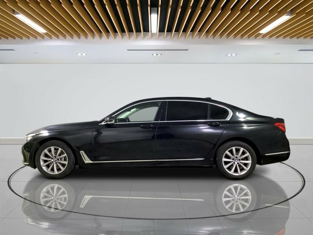 BMW 7 Series Saloon EU17JPX Black #4