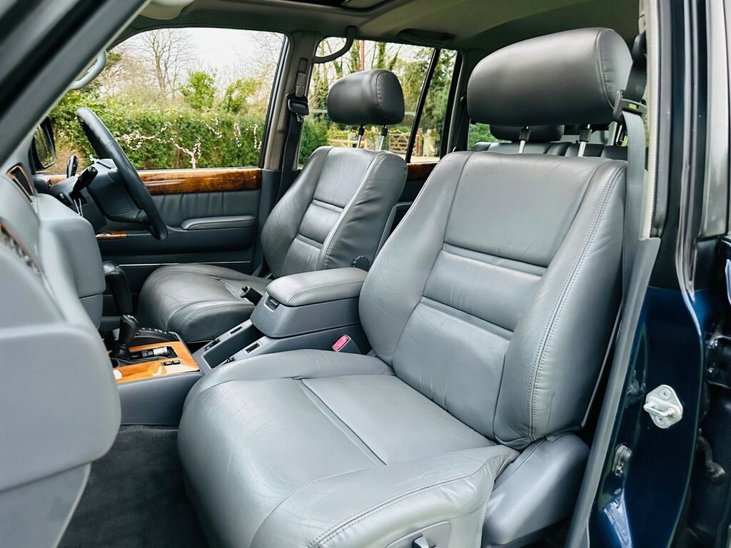 Toyota Land Cruiser Amazon 1997 R VX Amazon Green #41