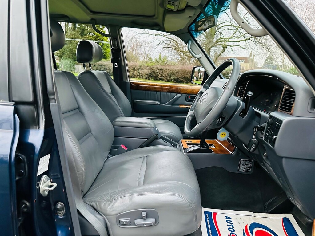 Toyota Land Cruiser Amazon 1997 R VX Amazon Green #39