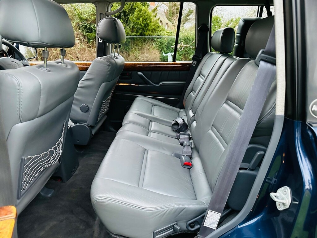 Toyota Land Cruiser Amazon 1997 R VX Amazon Green #49