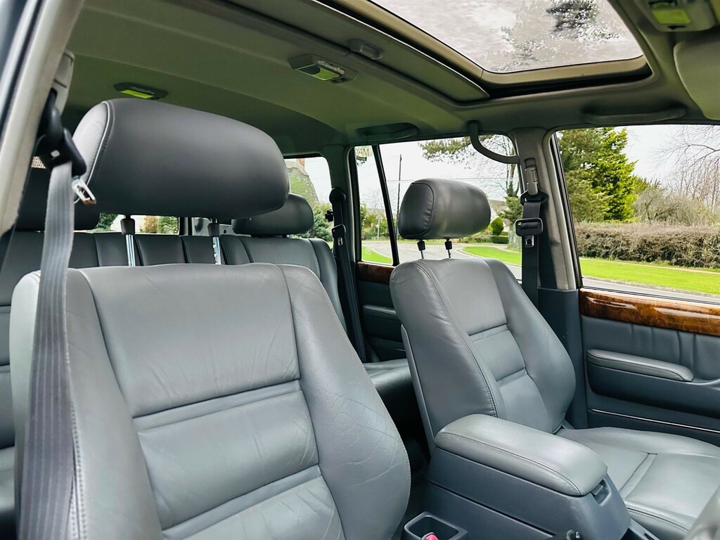 Toyota Land Cruiser Amazon 1997 R VX Amazon Green #40