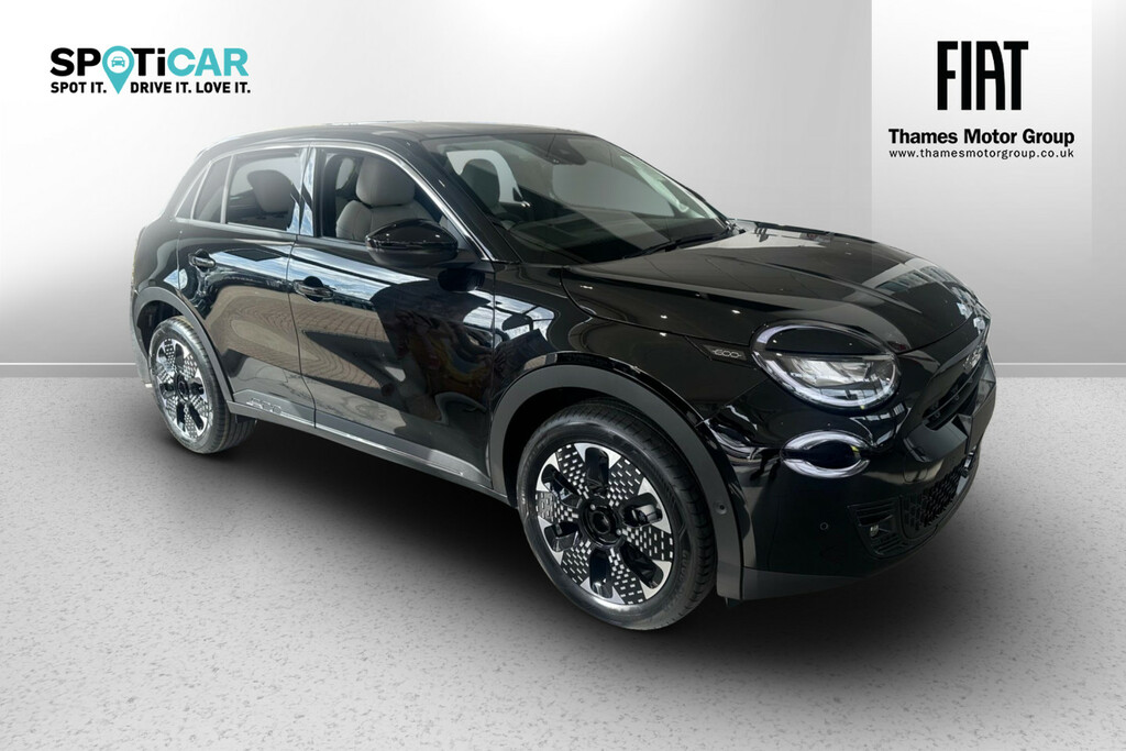 Fiat 600 1.2 1.2 Mhev La Prima Suv Hybrid E-dct Black