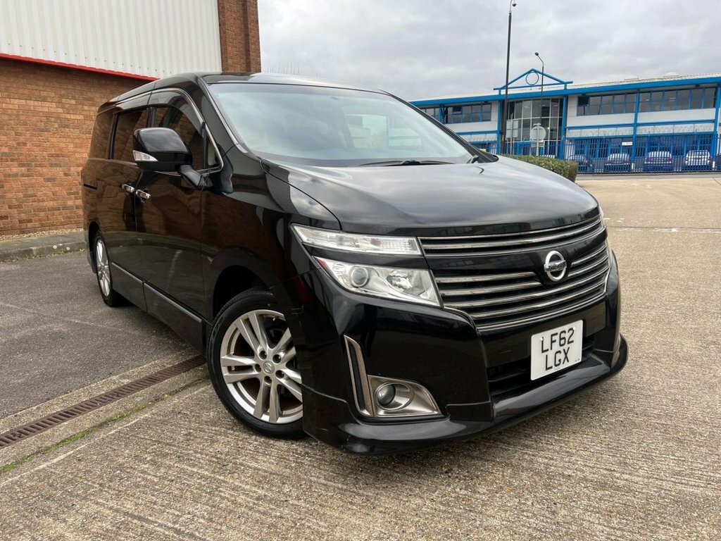 Nissan Elgrand 2.5 Highway Star 8 Seats Black #3