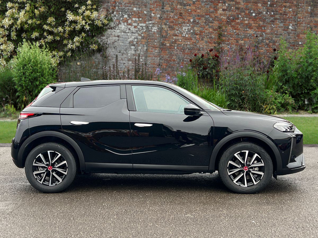 DS DS 3 115Kw E-tense Performance Line 54Kwh Black #6