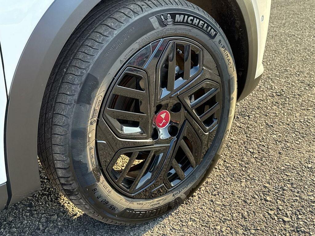 DS DS 3 115Kw E-tense Performance Line 54Kwh White #4