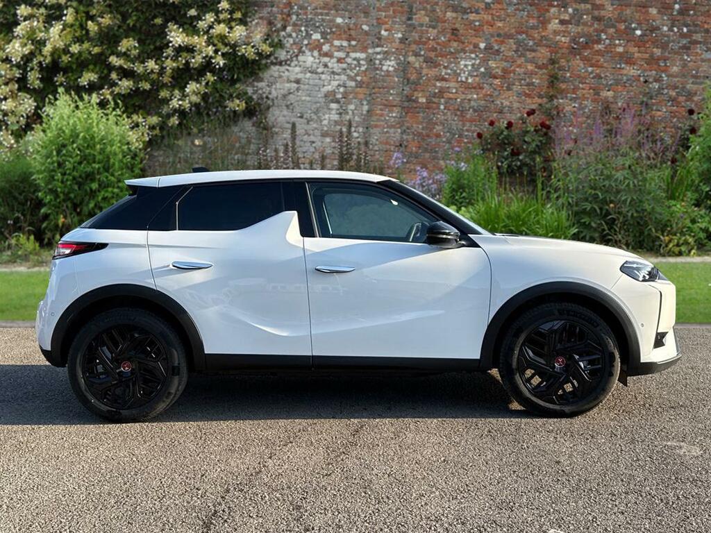 DS DS 3 115Kw E-tense Performance Line 54Kwh White #6