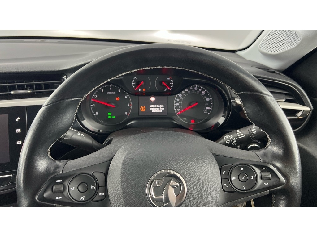 Vauxhall Corsa Vauxhall Corsa 1.2 Se Nav Hatchback ... DP69YYL  #2