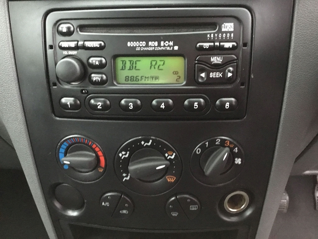 Ford Tourneo Connect Connect 1.8 Tdci LX Bus Rwd L4 Blue #21