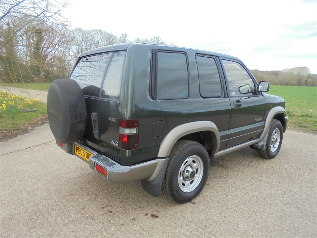 Isuzu Trooper 3.0 Td Insignia 4X4 Green #4