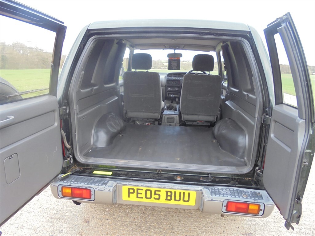 Isuzu Trooper 3.0 Td Insignia 4X4 Green #8